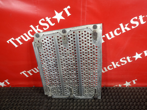 Трап (дефект) на раму центральный 2019г.