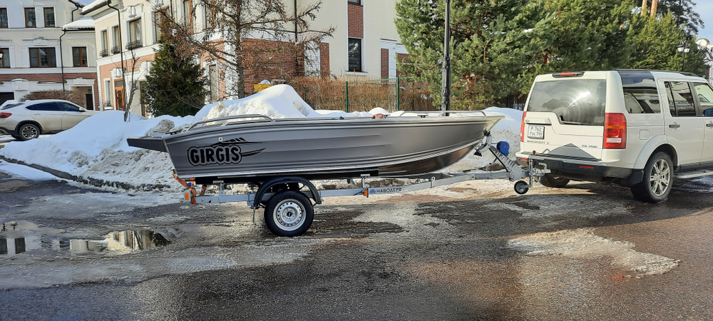 Алюминиевая моторная лодка Гиргис 440 рестайлинг