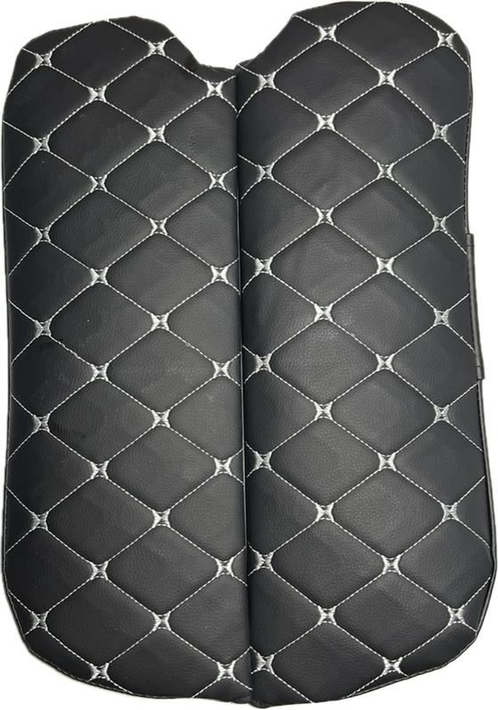 Чехлы на козырьки ВАЗ 2104, 2105, 2107 (белая нить Бабочка)