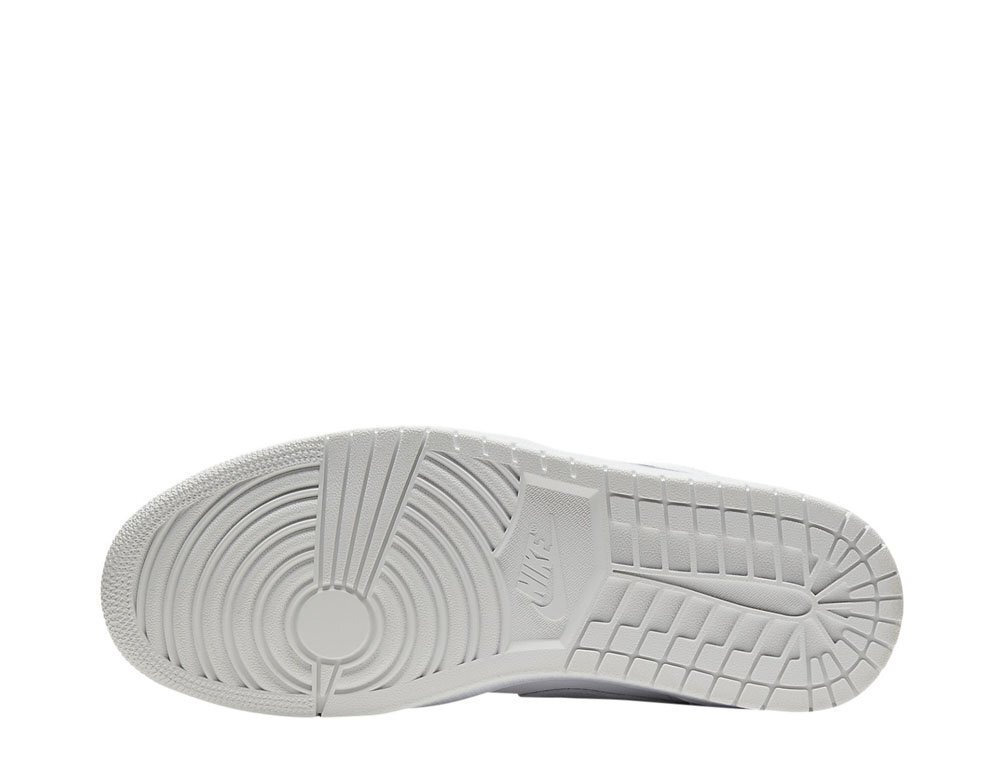 Баскетбольные кроссовки Air Jordan 1 Low "Paris" White/Sky Grey-Football Gray shoes