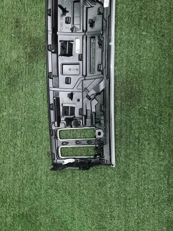 Декоративная накладка салона Mercedes S W223 20-нв