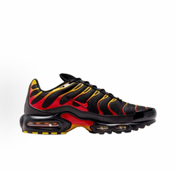 Nike Air Max Plus Black University Red Gold