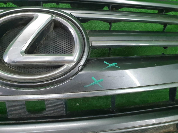 Решетка радиатора Lexus LX 3 (2015-2023)