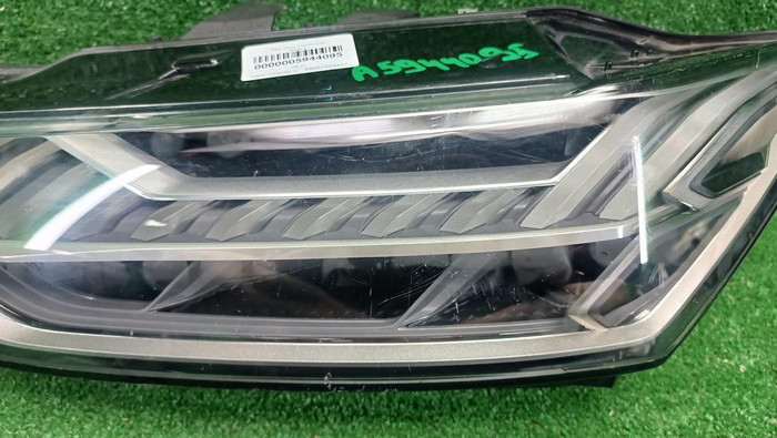 Фара левая Audi A7 2 (2018-н.в.) Matrix LED