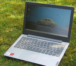 Ноутбук Lenovo IdeaPad 1 11ADA05 (82GV003VRU) 11.6;(1366x768)TN/ Athlon Silver-3050e(1.4ГГц)/ 4Гб/ 128Gb SSD/ Radeon Graphics/ нет DVD/ Win10 / Серый