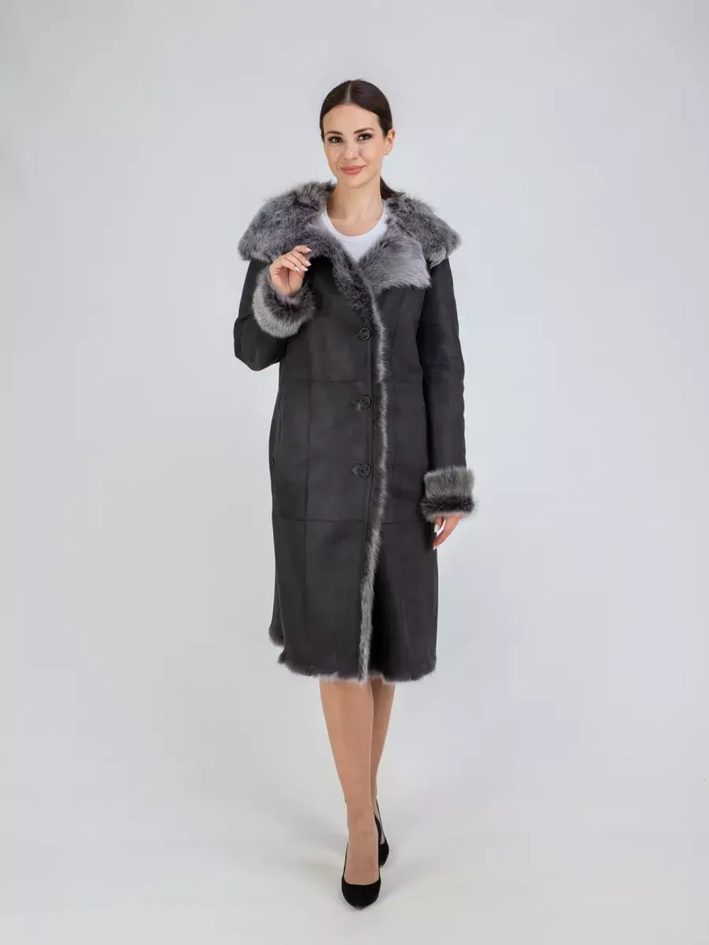 Дубленка зимняя натуральная с капюшоном длинная и теплая