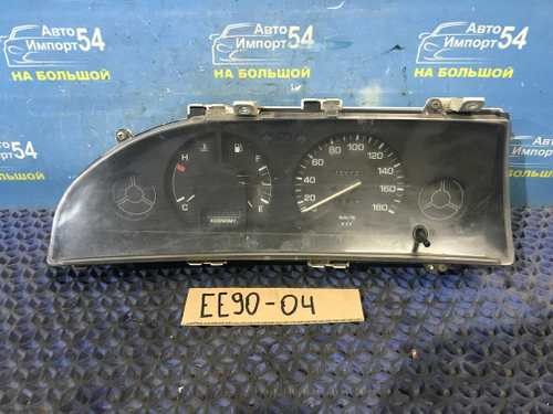 Щиток приборов TOYOTA COROLLA 1990