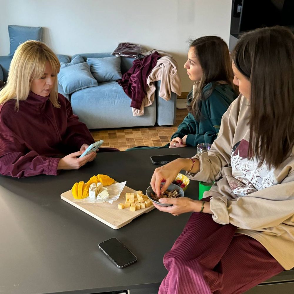 Лонгслив Смерч #6 бежевый