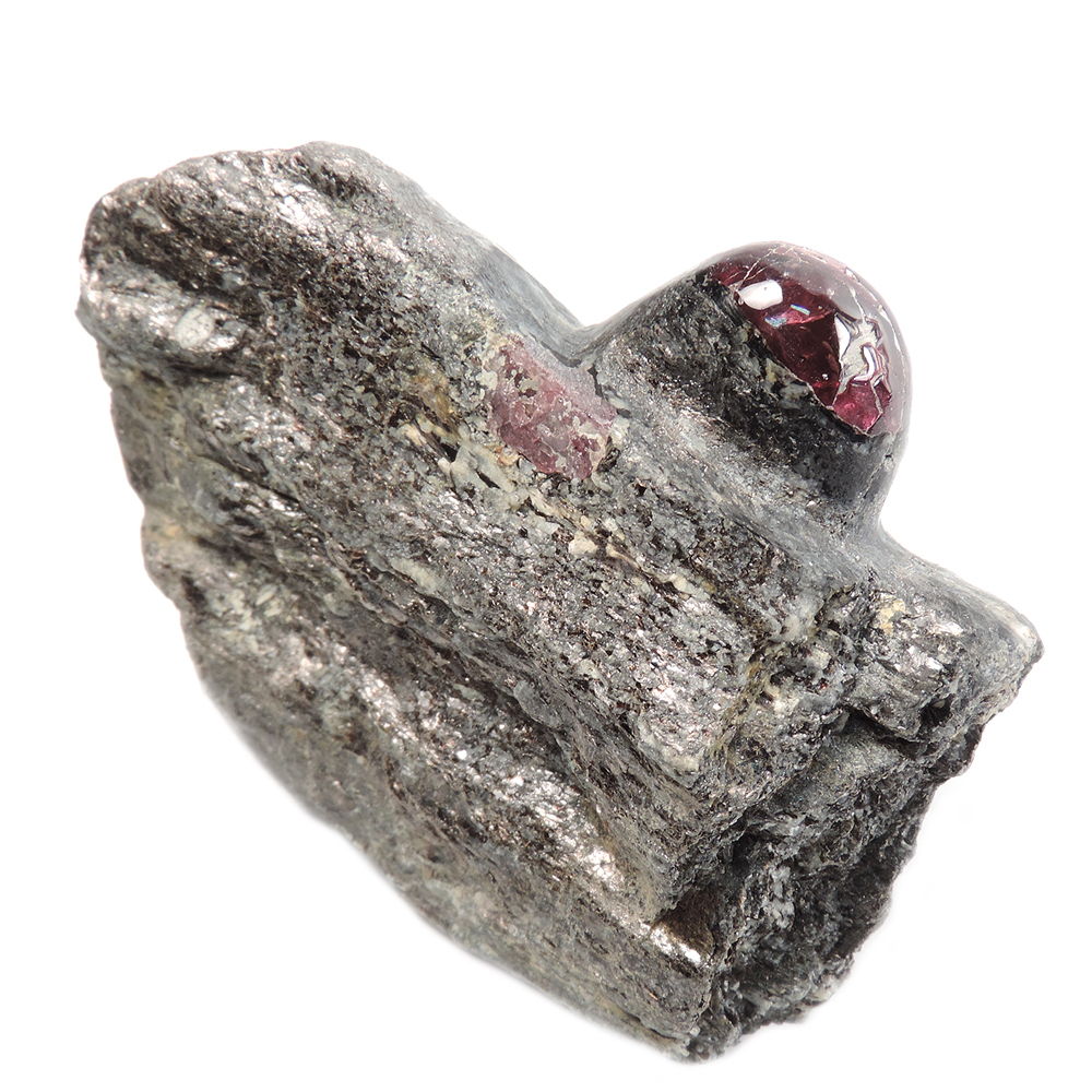 Гранат альмандин в породе(полировка) асс.