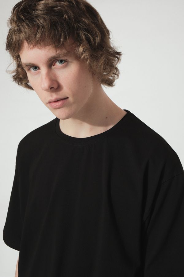 Футболка Черная Мужская - фото 6