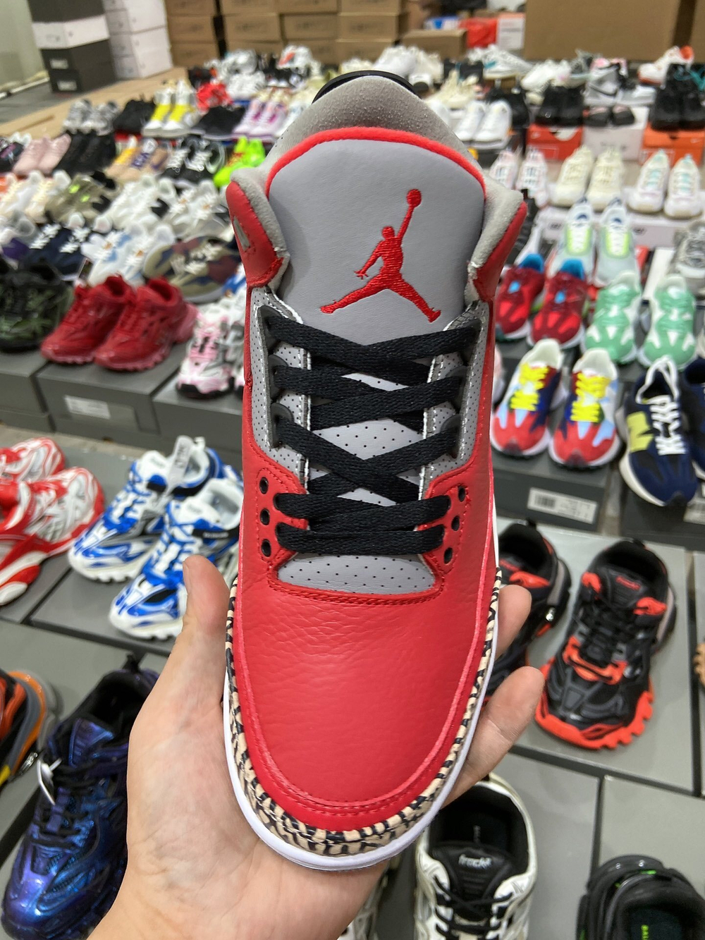 Jordan 3 Retro SE Unite Fire Red