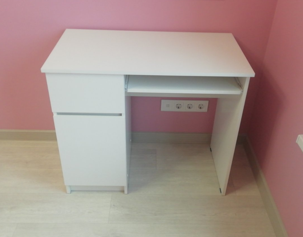 Стол письменный Мори МС-1 левый Белый