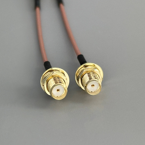 Переходники с разъемом MMCX угловой на разъем SMA (2 Штуки)