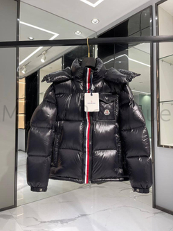 пуховик Moncler