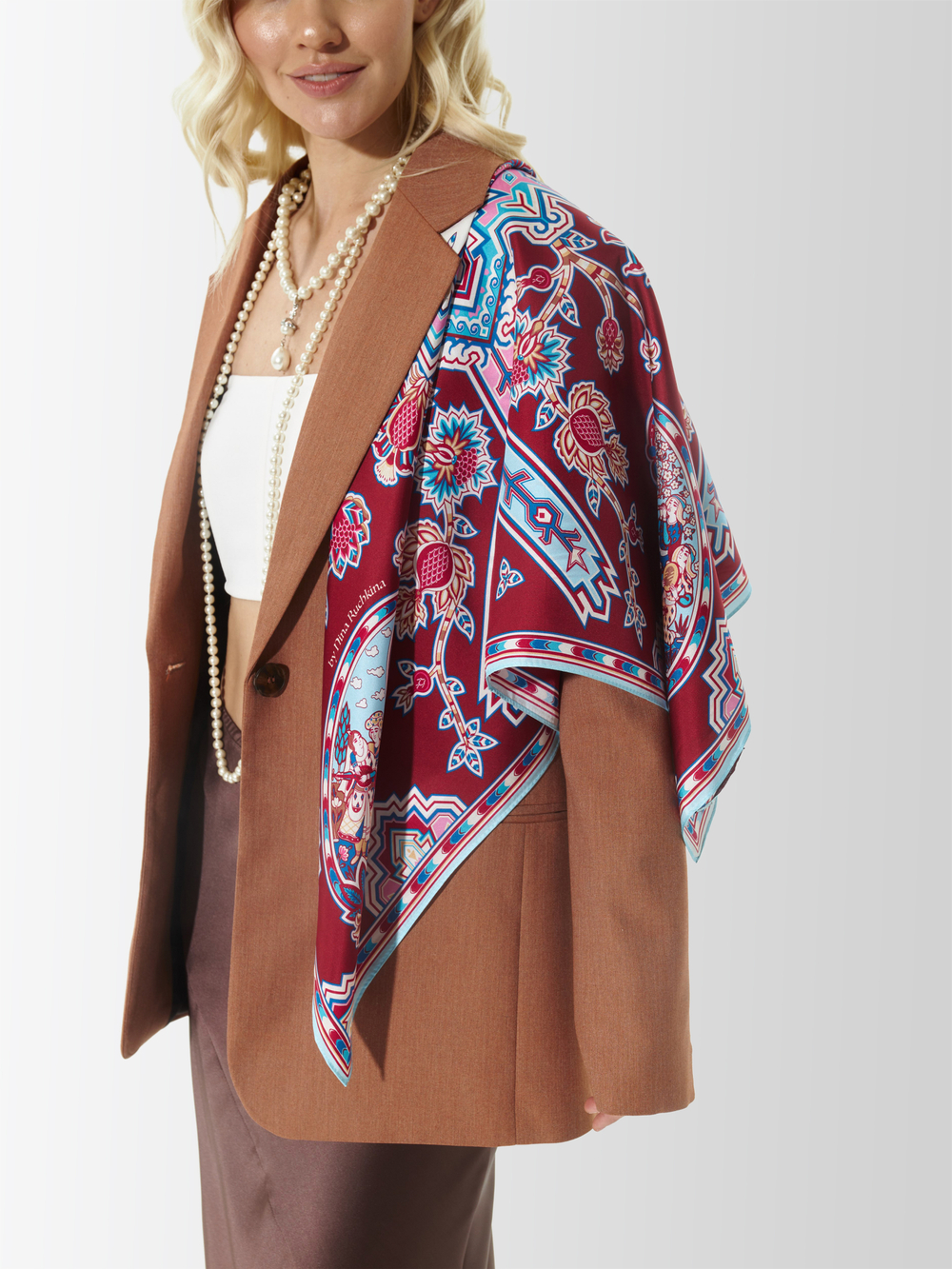 Платок «Кавказский скакун» 100% шёлк