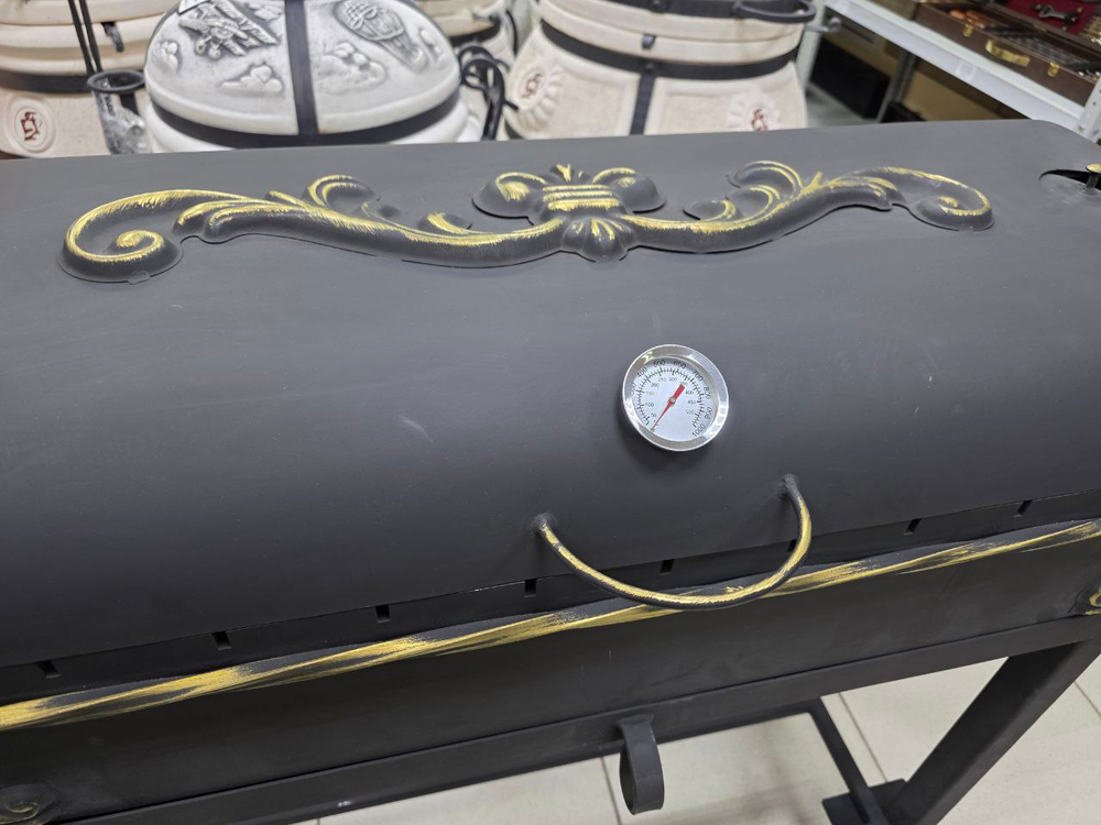 мангал купить в Казани и выбираете мангал 5 мм, обратите внимание на мангал Пикник Гриль Макс: это мангал в наличии Казань, мангал от производителя, мангал с крышкой гриль, мангал гриль с термометром, мангал с термодатчиком, мангал с зольником, мангал с заслонками для тяги, мангал на колесах, мангал с полкой и мангал с дровницей. Такой формат подходит как мангал для дачи, мангал для дома, мангал для беседки, мангал для шашлыка и мангал под решетку, а глубина 15 см удобна для угля и стабильного жара. В магазине можно докупить решетку для мангала из нержавейки 5 мм под размер 90x40, решетку гриль для мангала, шампуры купить в Казани, совок и кочергу, казан купить в Казани (казан чугунный или казан афганский) и приспособление под казан; доступна доставка мангала по Казани и мангал с доставкой в Казани, а также отправка по России транспортной компанией.