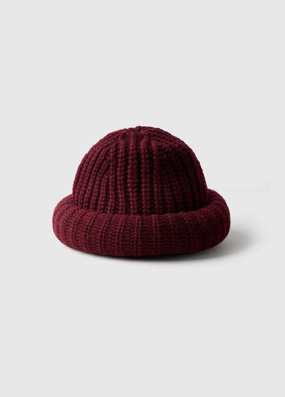 Шапка объемная