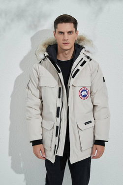 Бежевая парка Canada Goose Expedition