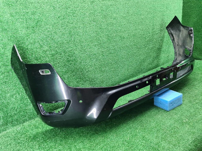 Бампер передний Toyota Land Cruiser 300 (21-нв)