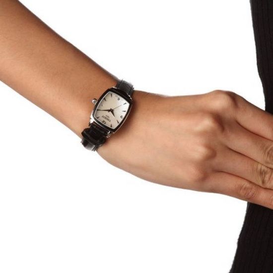 Женские часы Tissot T-Classic T057.910.16.117.00 Everytime