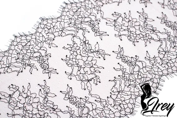 01-11 Кружево шантильи 23 см, пудра/черный