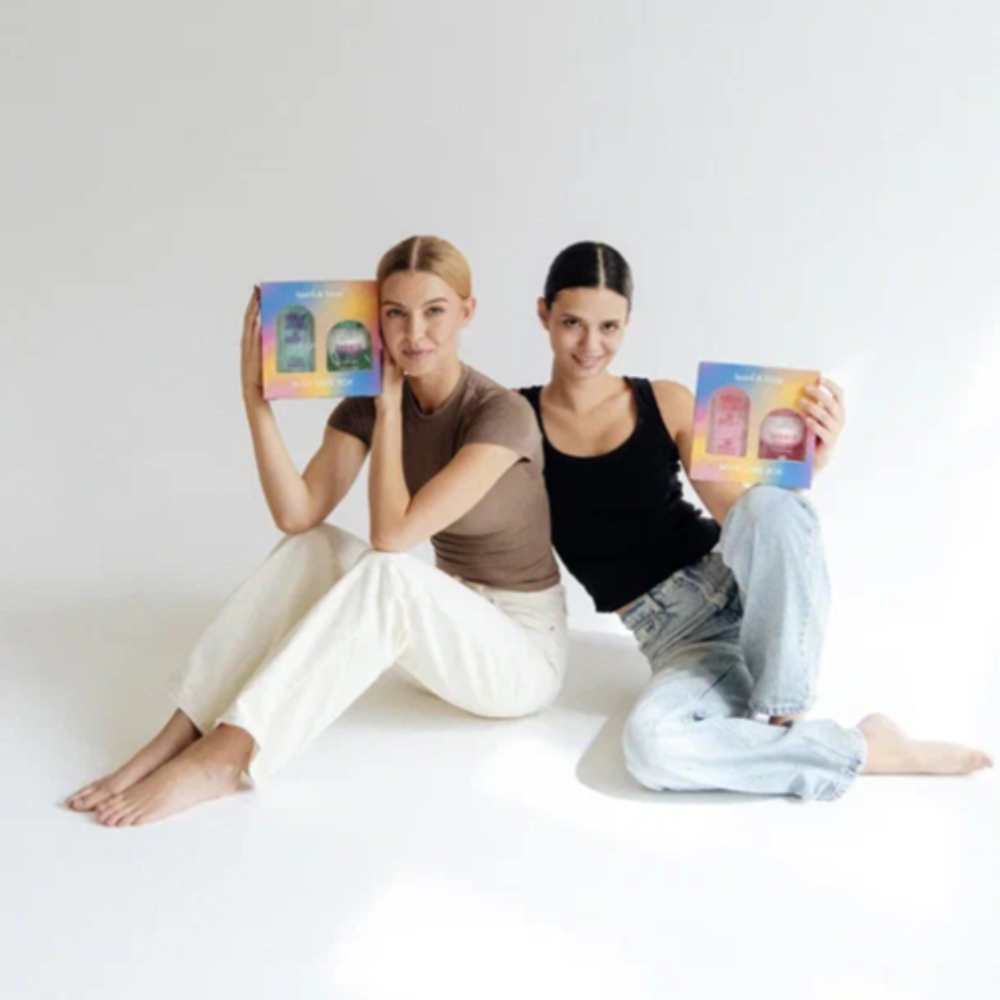 Подарочный набор Spark&Glow : лосьон для тела и гель-шейк для душа, 200 мл + 300 мл