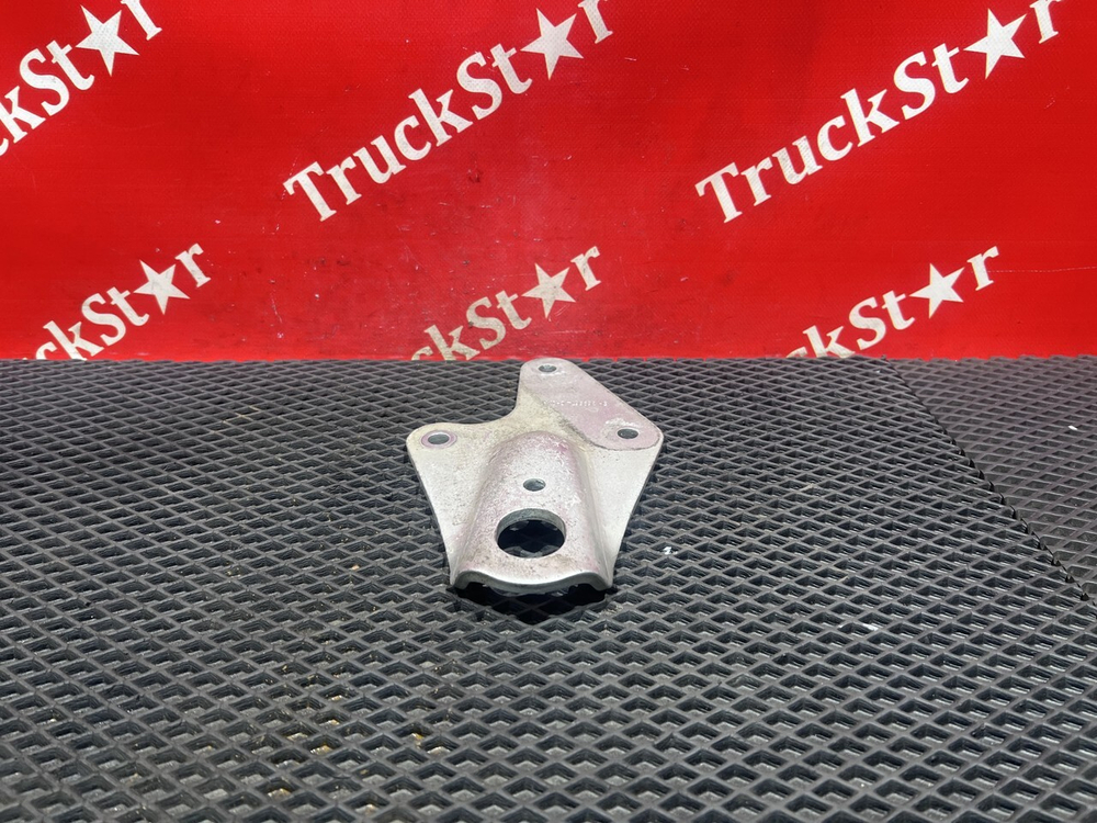 Кронштейн двигателя 2024 г