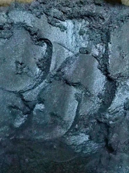 Премиум чёрный 8903 - пигмент универсальный перламутровый