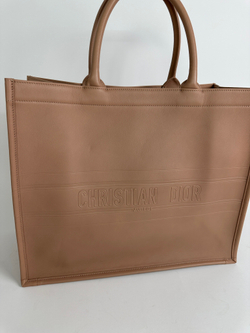 Сумка Christian Dior Book Tote Leather