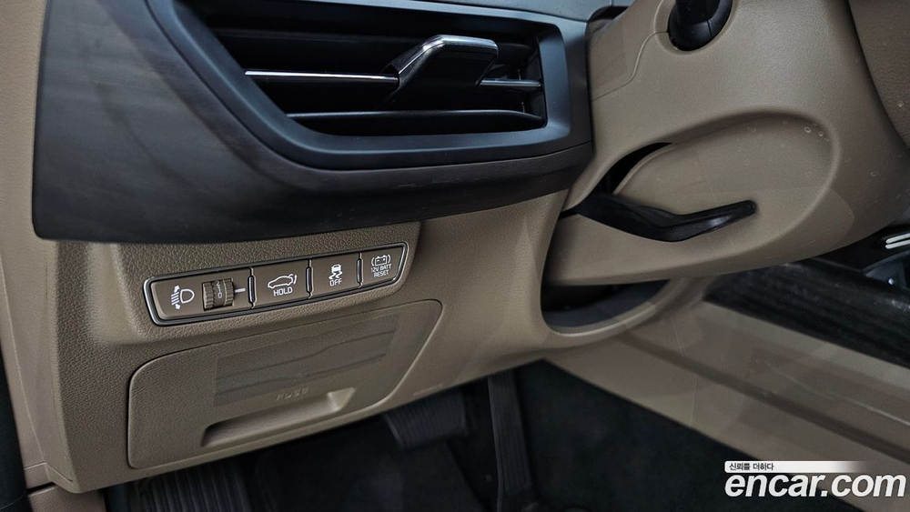 Kia K8 Hybrid Noblesse (01.2023)