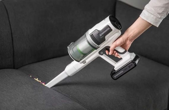 Пылесос вертикальный аккумуляторный на подставке Greenworks 24В GD24SVK4D с АКБ и ЗУ