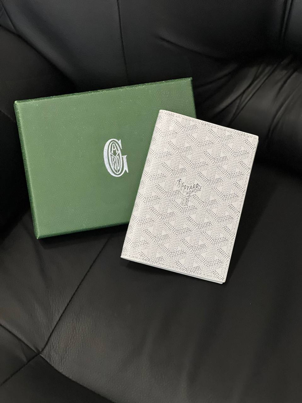 Обложка на паспорт  GOYARD