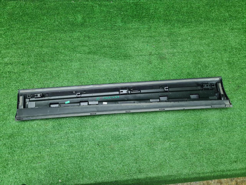 Накладка двери передняя правая Audi Q3 (14-18)