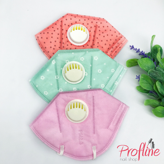 Защитная маска для лица с клапаном разных цветов