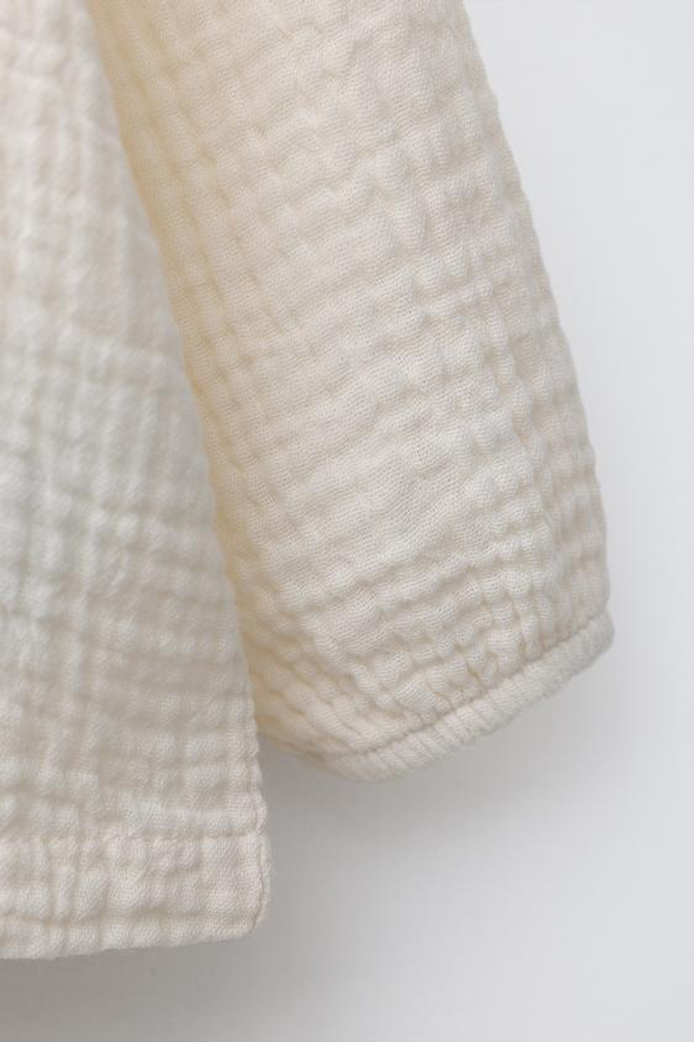 ZARA РУБАШКА ИЗ ТКАНИ БАМБУЛА, ЭКРЮ