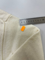 Дефект полотна. Пятно. Джемпер Special 2.0 из мериноса и кашемира. С высоким воротом. Цвет молочный. Размер SM. №2