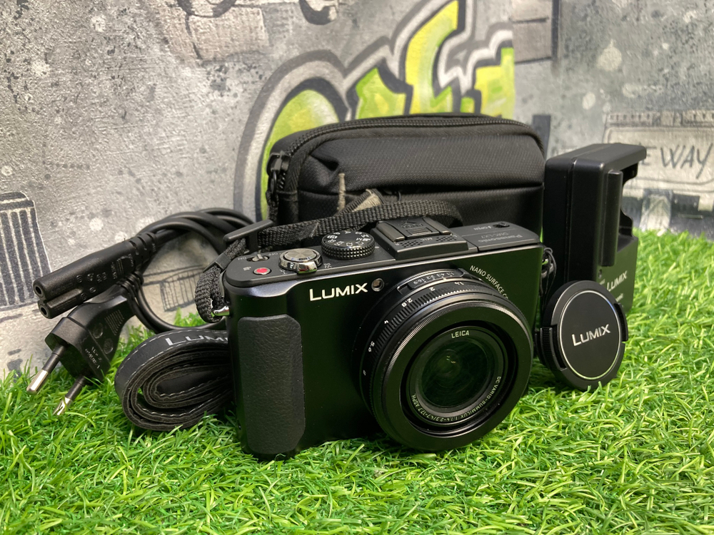 Panasonic Lumix DMC-LX7 Покупка/Продажа