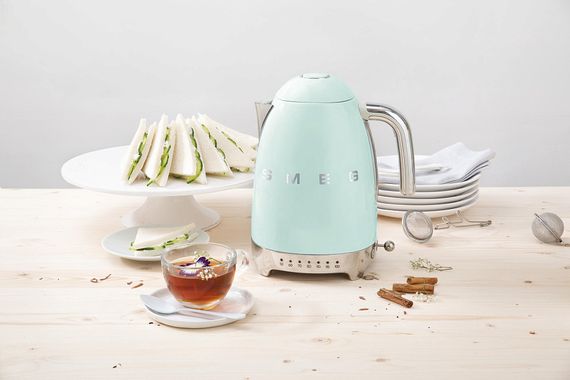 Чайник Smeg KLF04PGEU