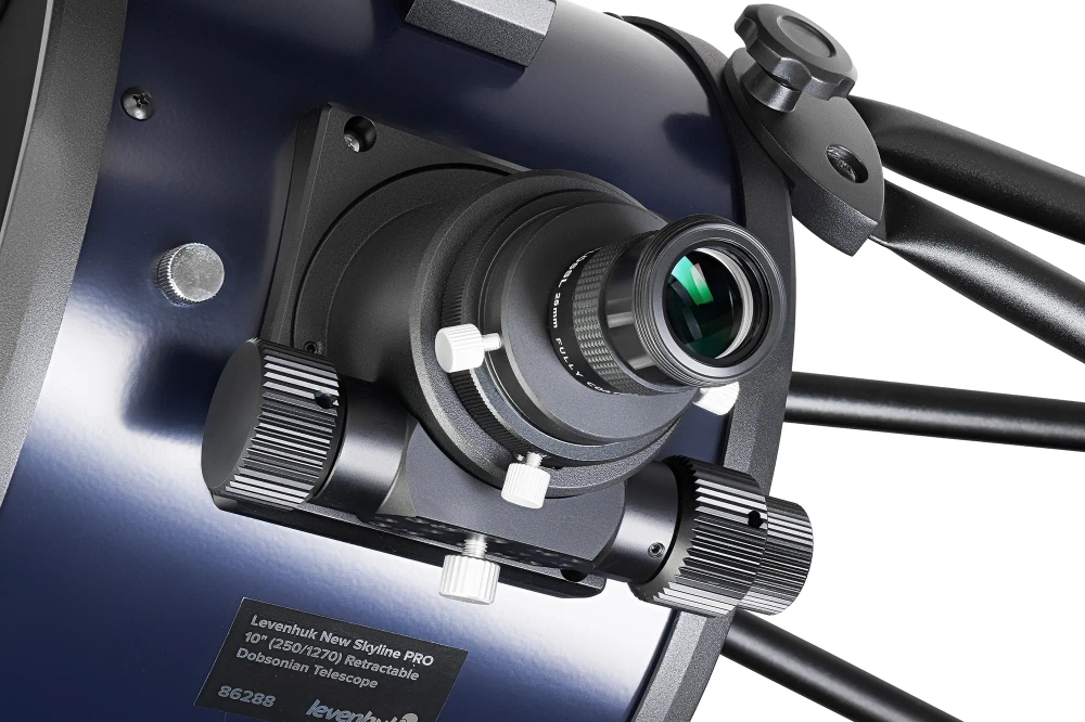 Телескоп Добсона Levenhuk New Skyline PRO 10 (250/1270) Retractable, вид на окуляр и корпус