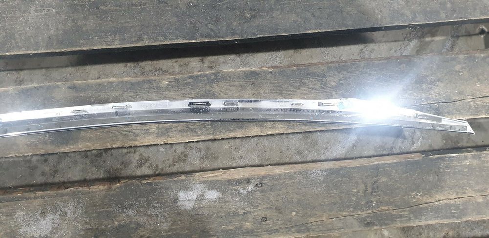 Молдинг крышки багажника Mercedes E-Class (W213) 16-21 Б/У Оригинал A2137570000