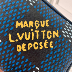 Louis Vuitton Locker Dopp Kit