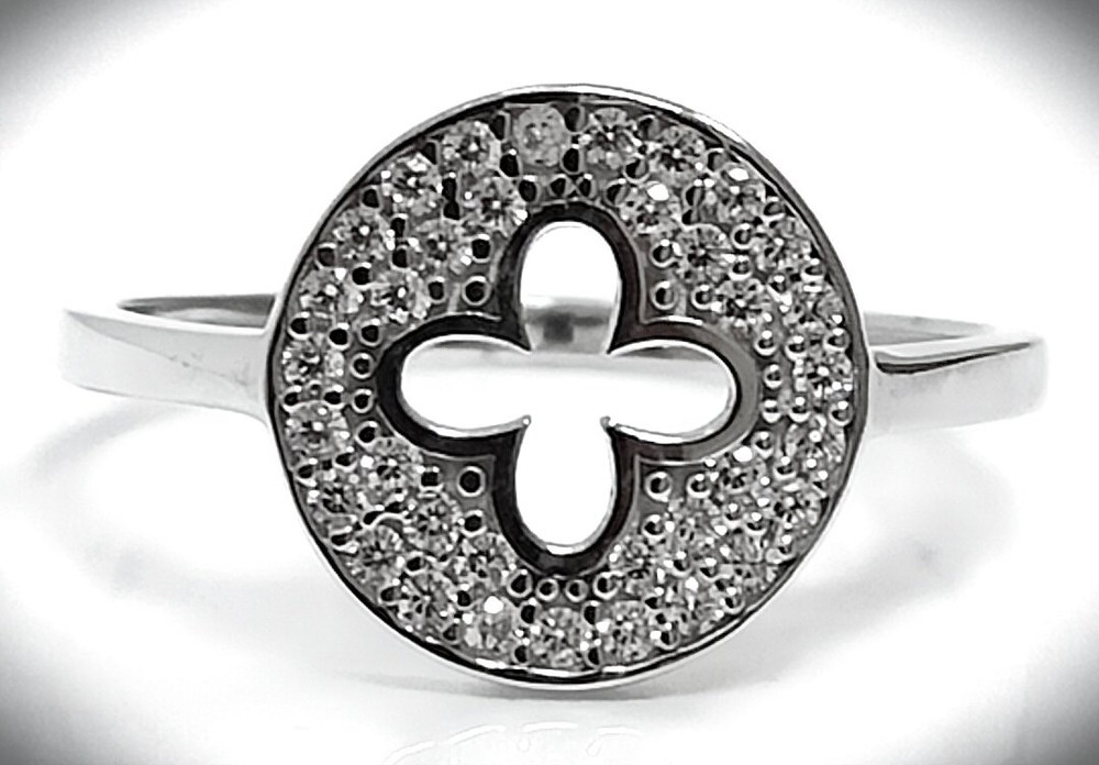 "Эстерелла" - ювелирное кольцо из серебра 925-й пробы