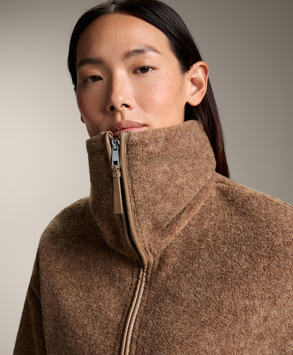 Oysho Куртка boxy из искусственной овчины, коричневый меланж