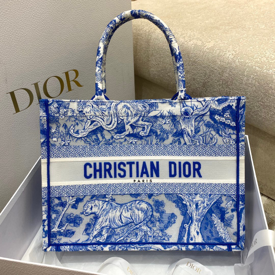 Christian Dior Book Tote 36 cm
