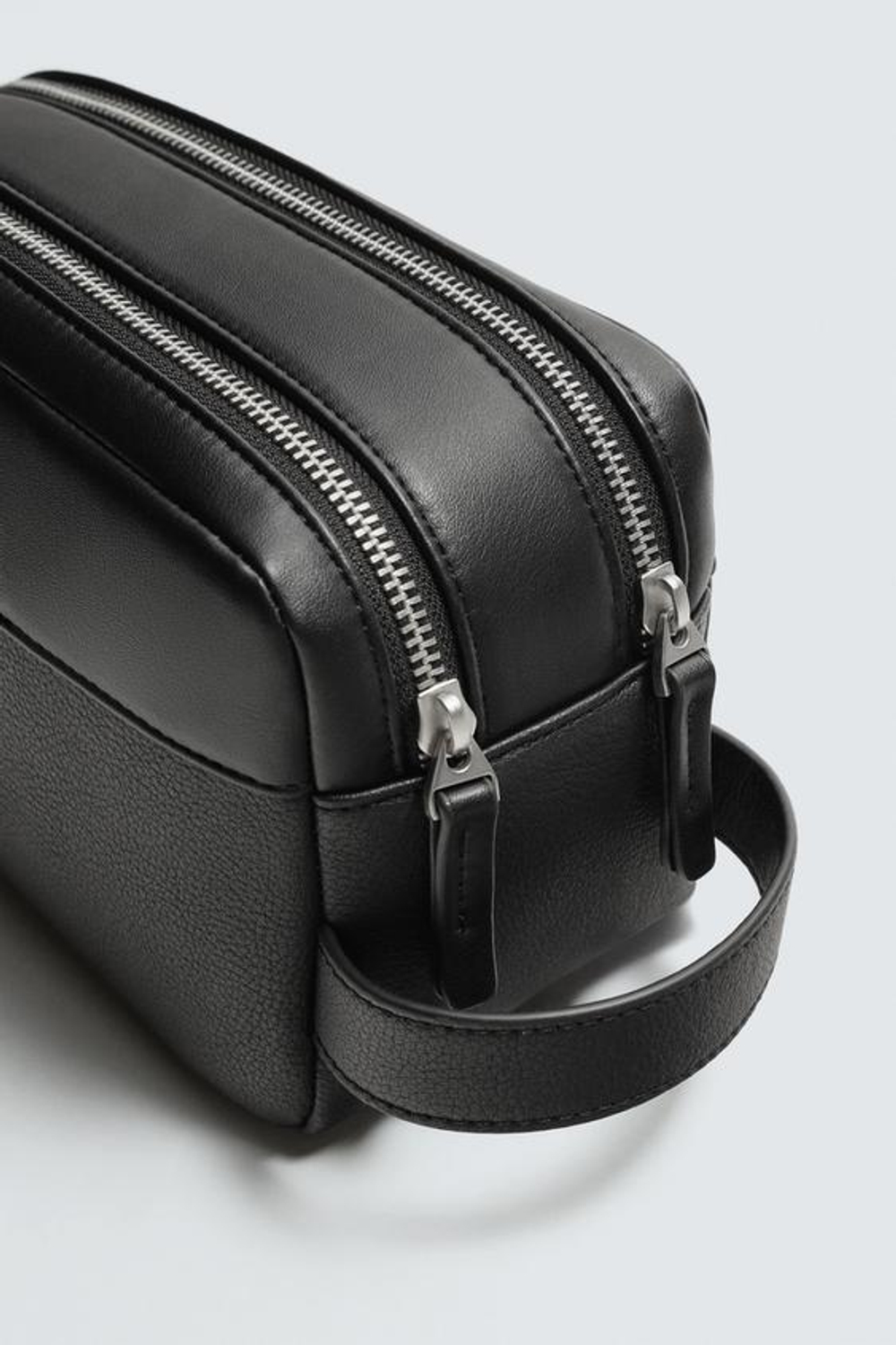 ZARA НЕСЕССЕР ИЗ РЕЛЬЕФНОЙ ТКАНИ, ЧЕРНЫЙ