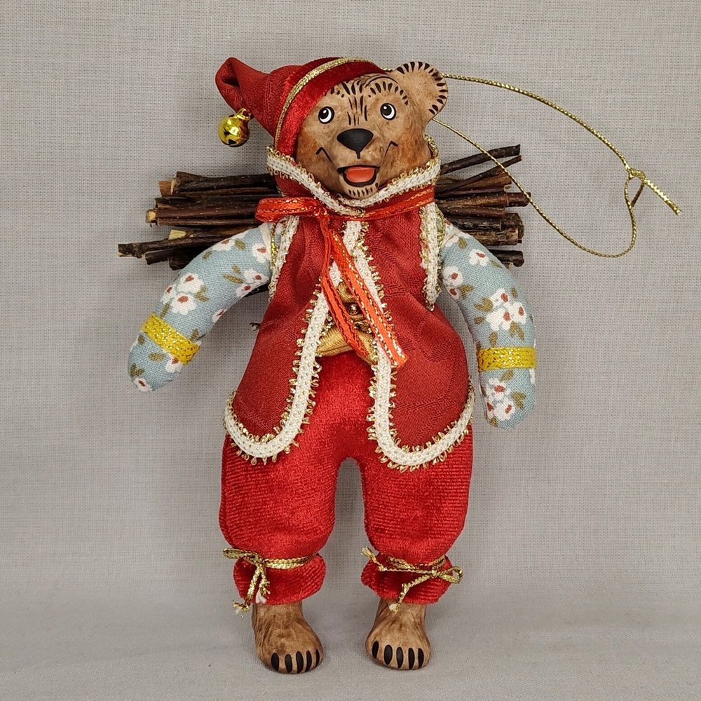 Ёлочная игрушка Медведь с хворостом