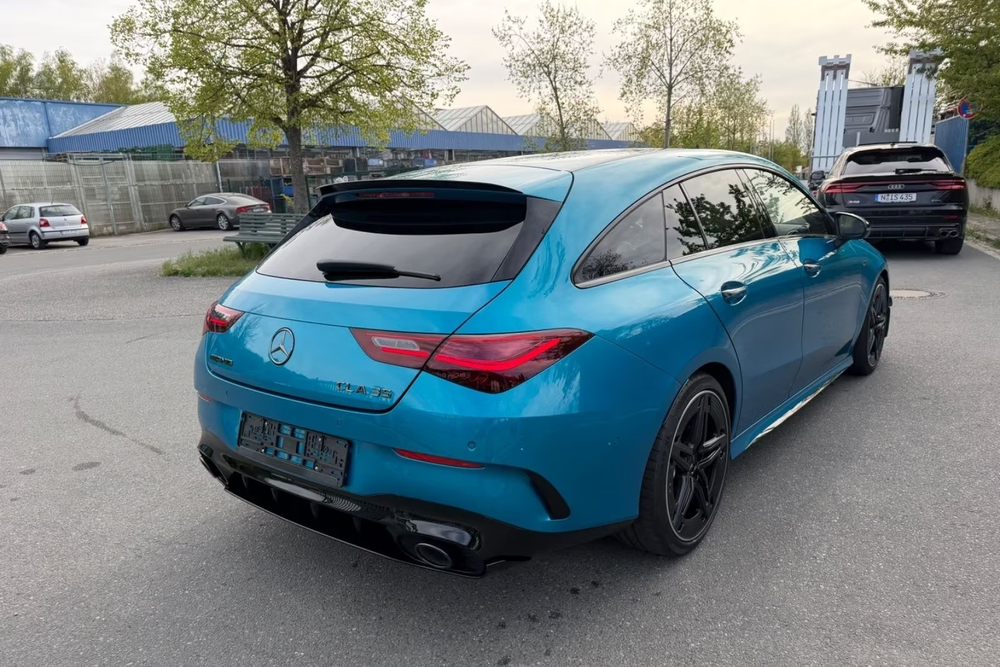 Mercedes-Benz CLA 35 AMG Shooting Brake
