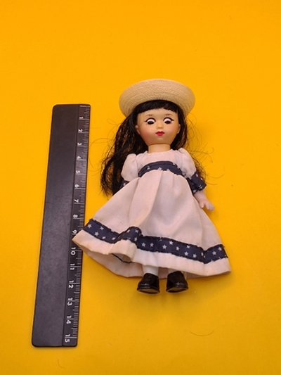 Коллекционная кукла Madame Alexander McDonalds 032222