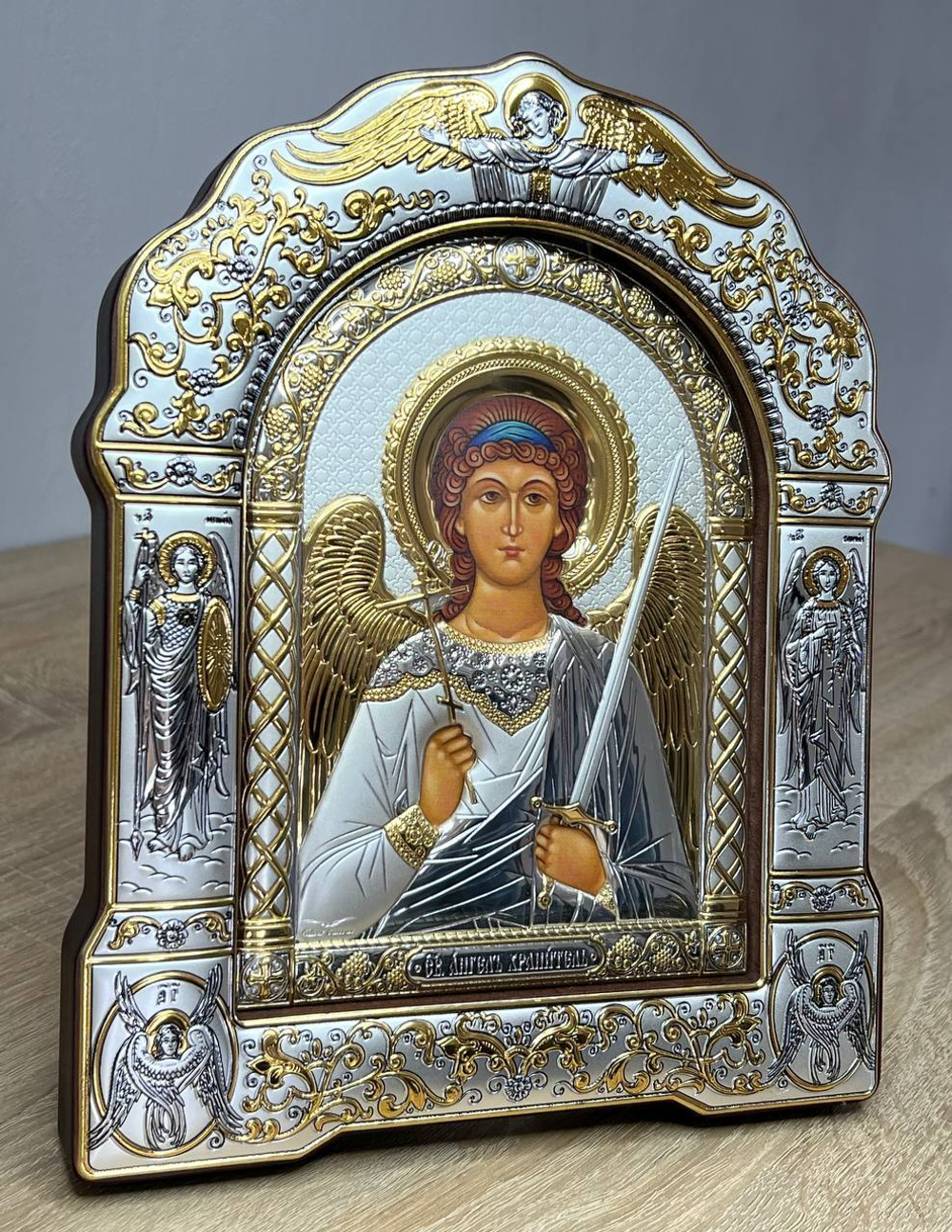 Ангел хранитель, икона арочная с рамкой под стеклом, красное дерево 167х228