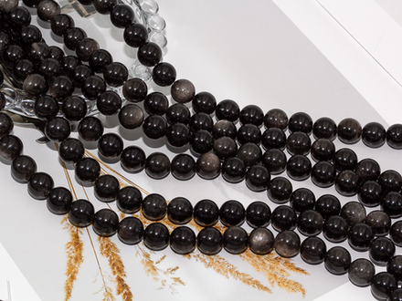 Нить бусин из обсидиана 10,5мм